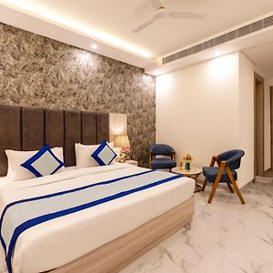 Hotel East Residency Aerocity Delhi Airport