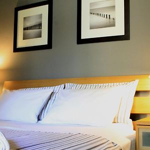 Camera con letto king size